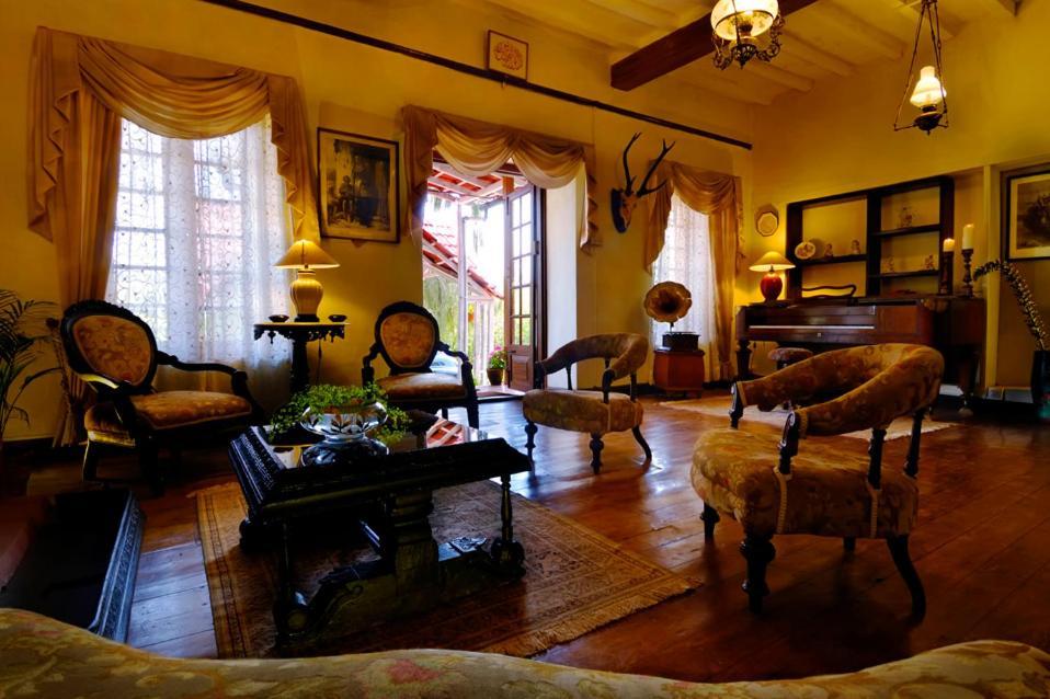 Lymond House Hotel Ооти Екстериор снимка